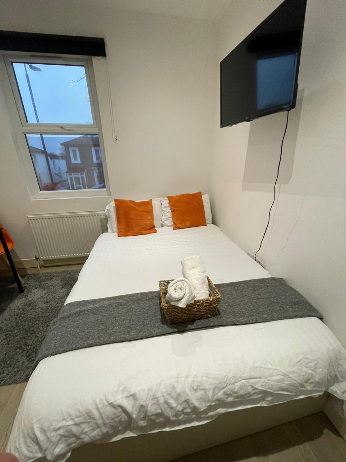 Cozy En-Suite Near Stratford London Eksteriør bilde